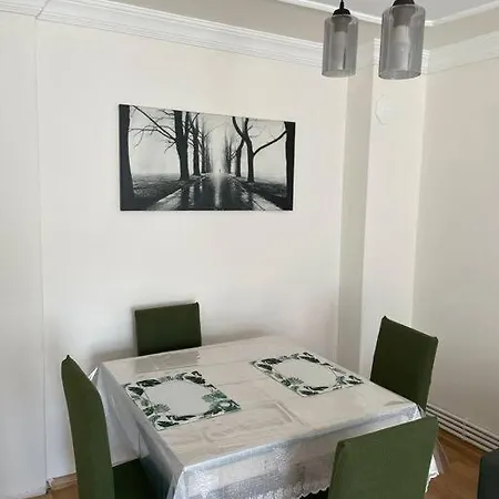 Appartamento Cift Klimali, 110m2, 3+1, Metro 5dk, 1000mbps Inte *