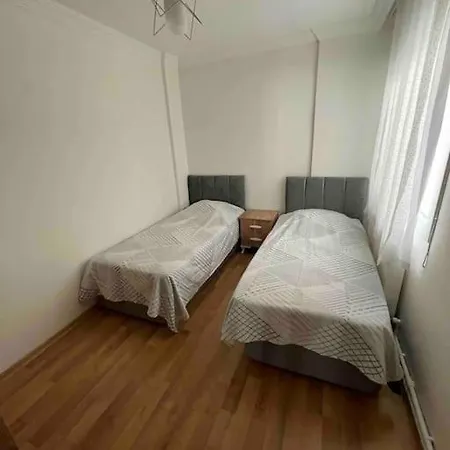 Cift Klimali, 110m2, 3+1, Metro 5dk, 1000mbps Inte Apartment Izmir